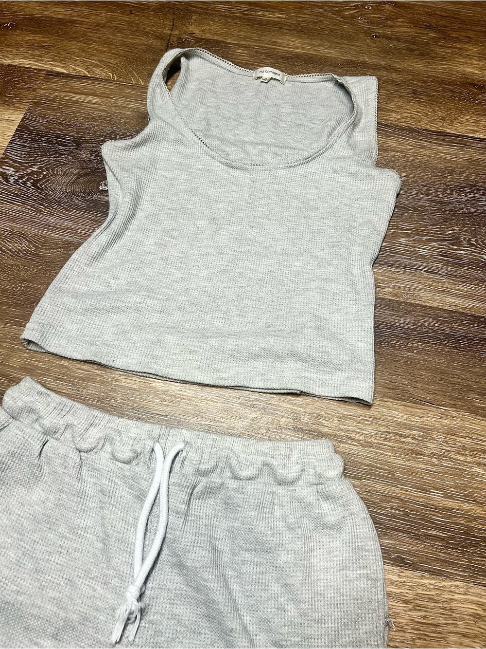 No Comment Gray Waffle Knit Two Piece Lounge Set Size Medium